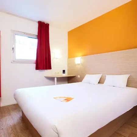 Premiere Classe Perpignan Nord - Aeroport ريفسالت